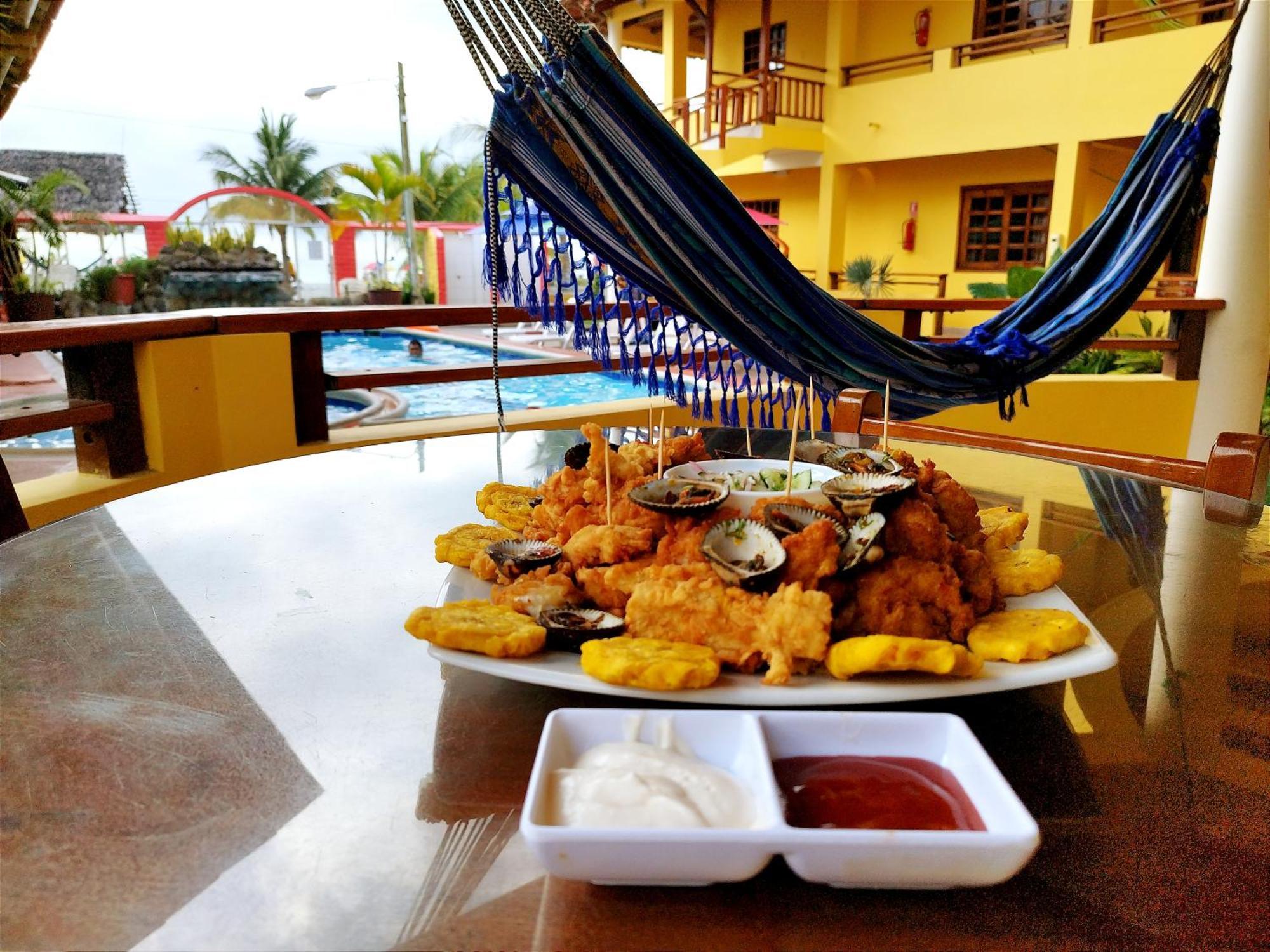 Hotel Cielo Azul 아타카메스 외부 사진